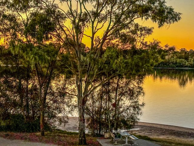 2 bedroom Unit Maroochydore 1 large