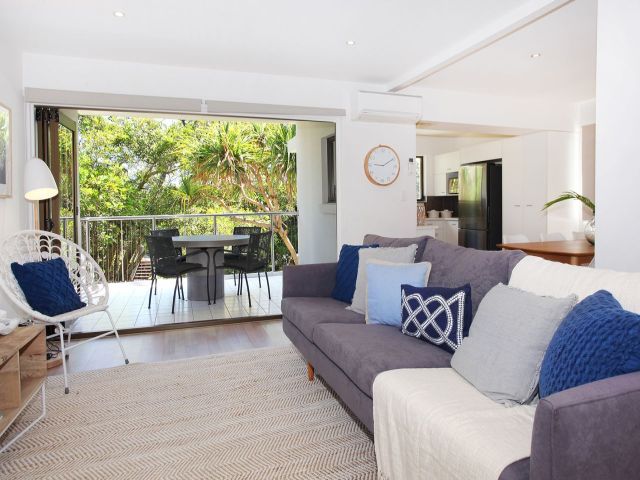 2 bedroom Unit Mooloolaba 1 large