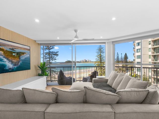 3 bedroom Unit Mooloolaba 1 large