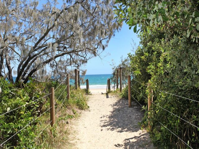 2 bedroom Unit Mooloolaba 2 large