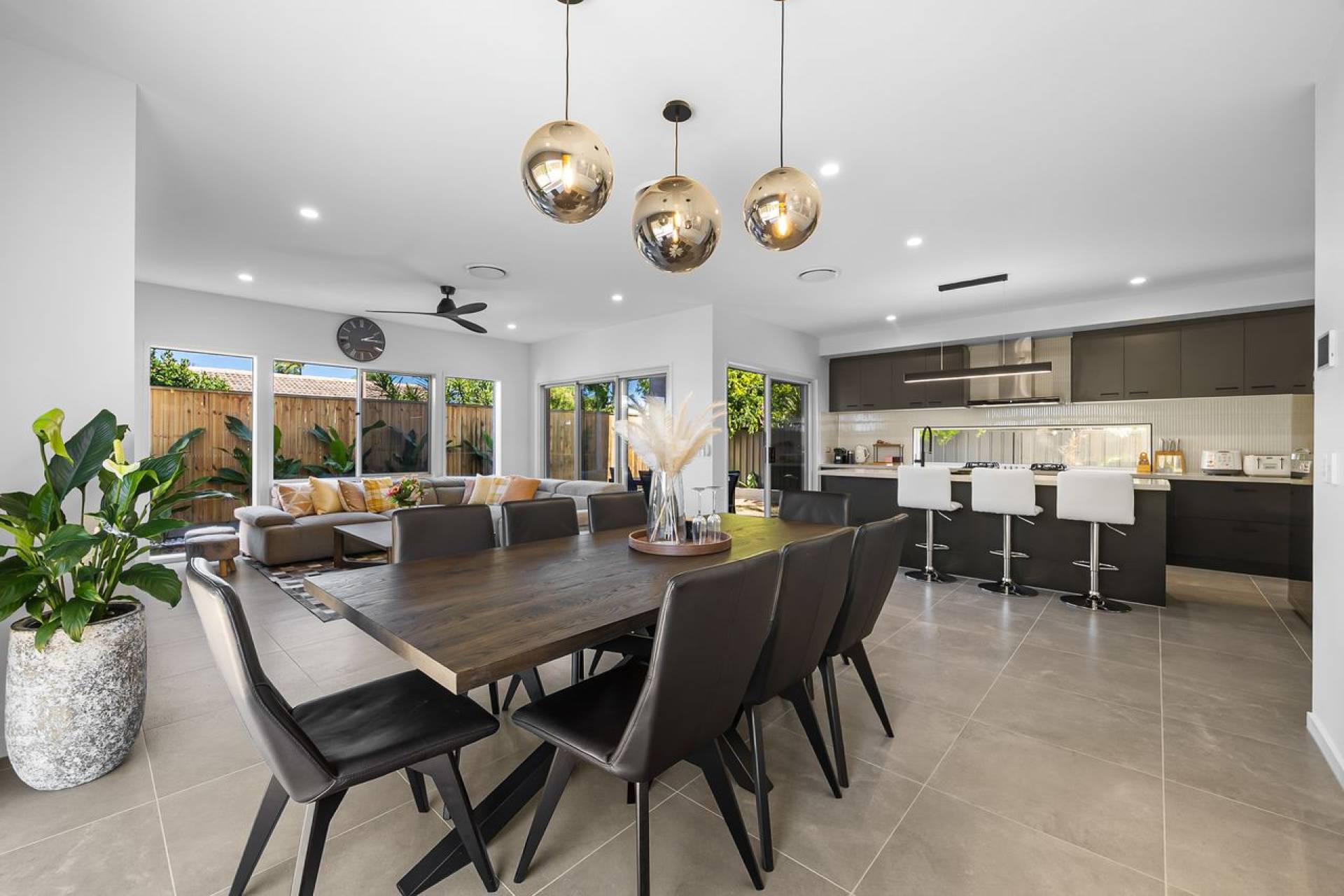 5 bed/5 bath stunner