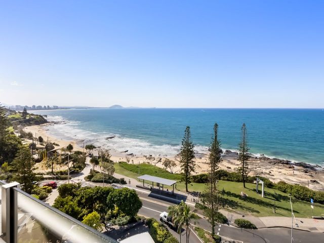 3 bedroom Unit Mooloolaba 2 large