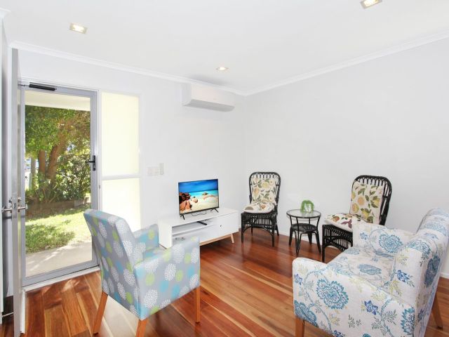 2 bedroom Unit Maroochydore 1 large
