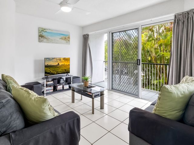 2 bedroom Unit Mooloolaba 3 large