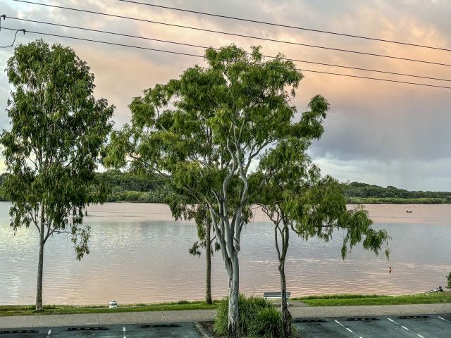 2 bedroom Unit Maroochydore 3 large